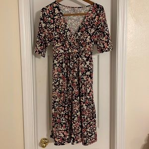 Mother bee floral print maternity dress in XL
